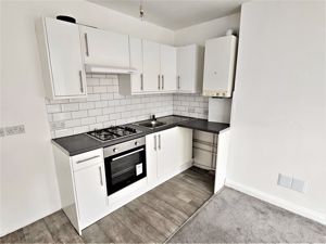 Kitchen- click for photo gallery